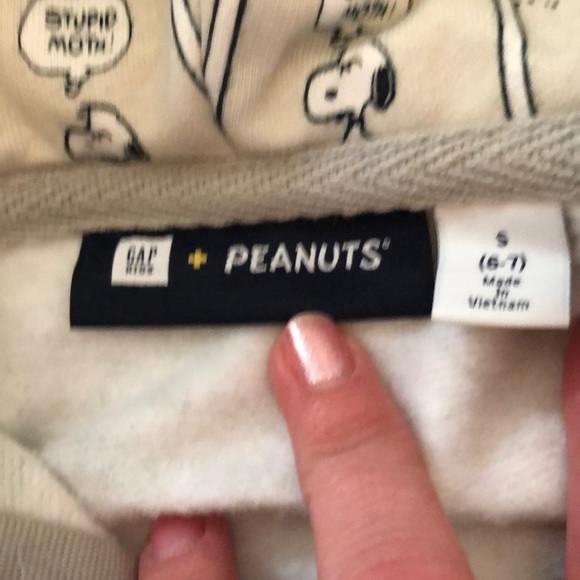 Gap Peanuts Comic Sweatshirt - Picture 4 of 8